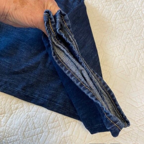 Levi's 501 Button Fly 36 X 32 Dark wash 5 pocket Straight leg Cotton Western - Picture 12 of 13